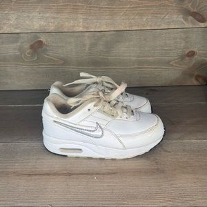 Nike air max lace up sneakers